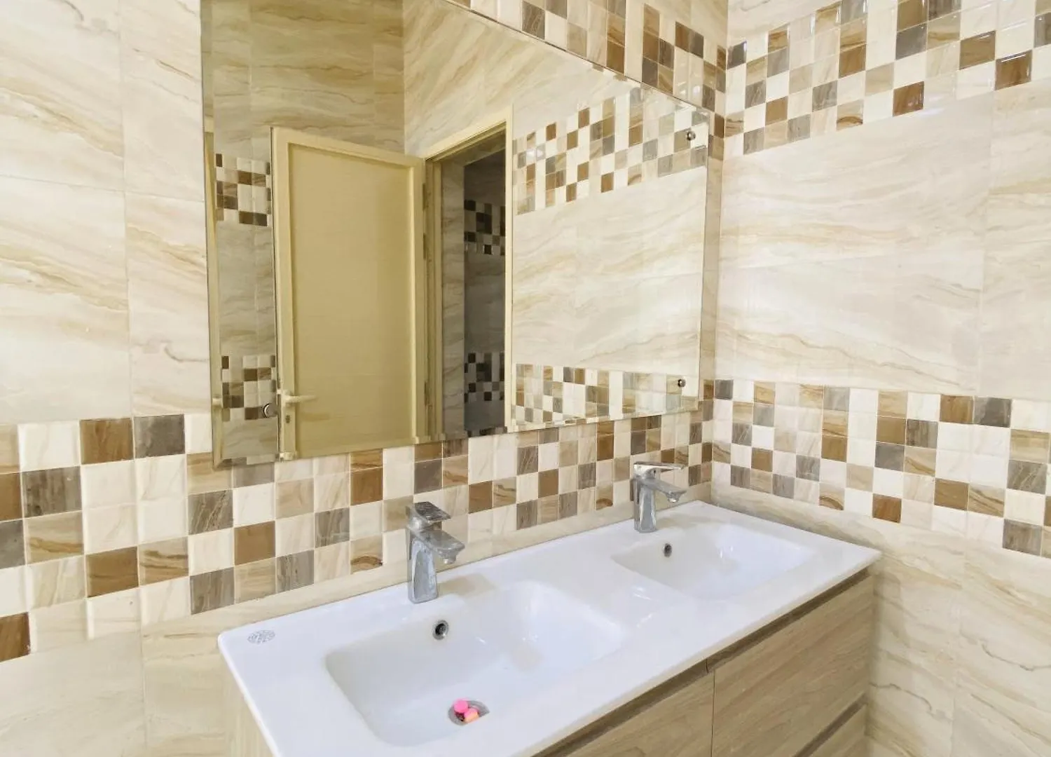 Ek Homes Ras al-Khaimah