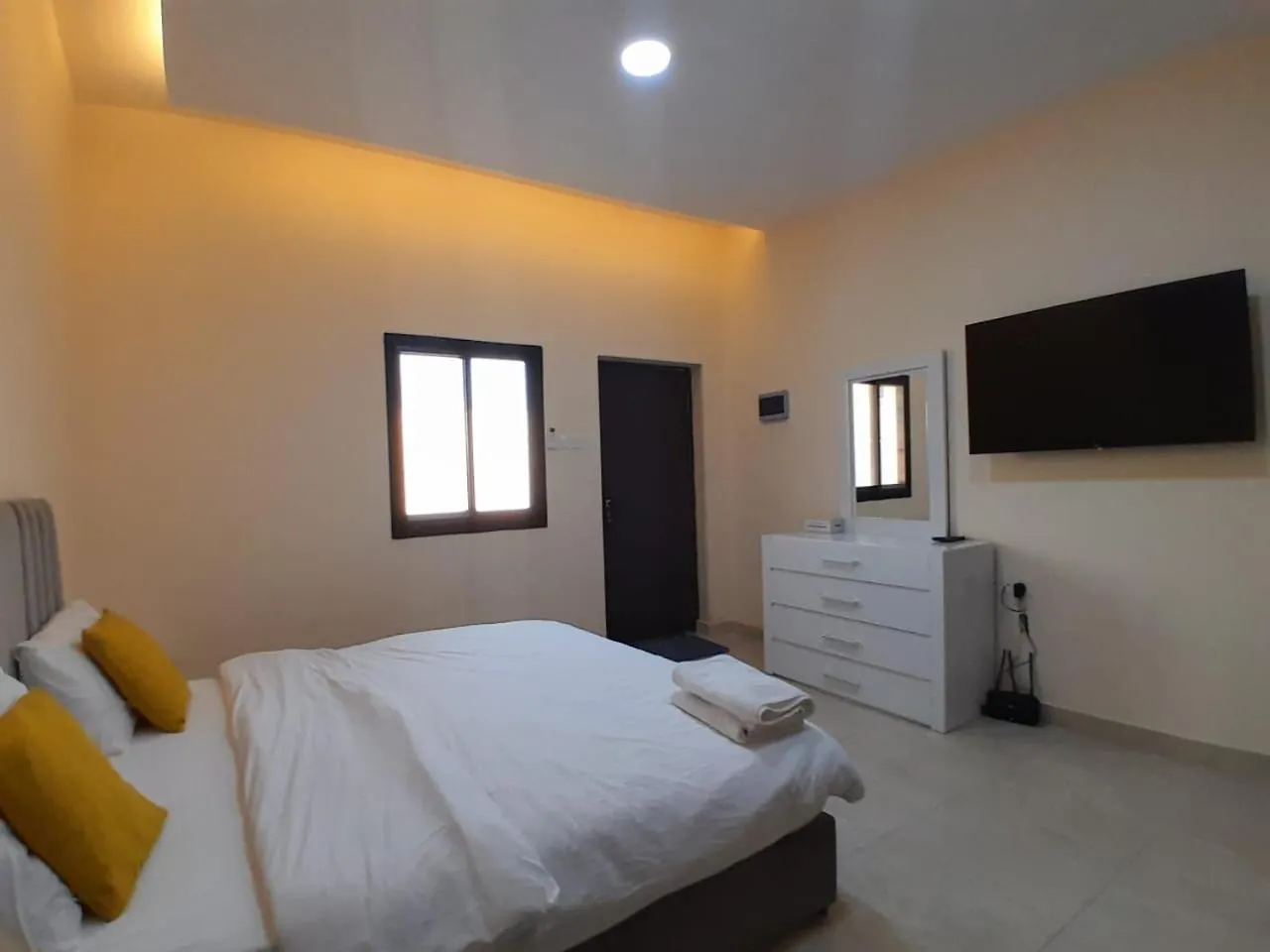 Ek Homes Ras al-Khaimah Inn